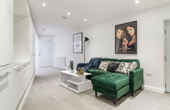 Livestay - 2 Bed Hollywood Movie Themed Apt - Foto 27