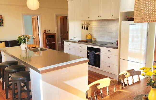 Rewa House ~ city home, 3 bedrooms, walk to CBD - Photo 5