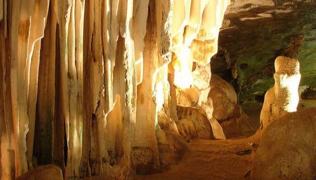 Excursão à Gruta Rei do Mato e à Gruta do Maquiné + Museu Guimarães Rosa - Foto 3, Gruta de Maquiné