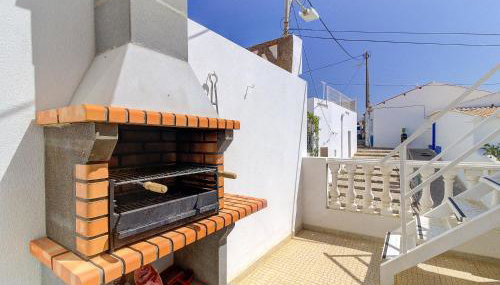 Amazing Home with Balcony & Barbecue - Foto 2