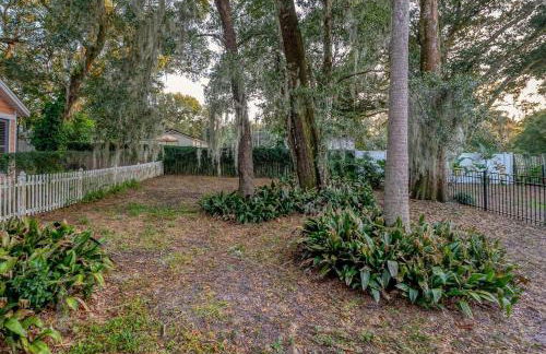 The Art House unique Mount Dora Getaway - Photo 21