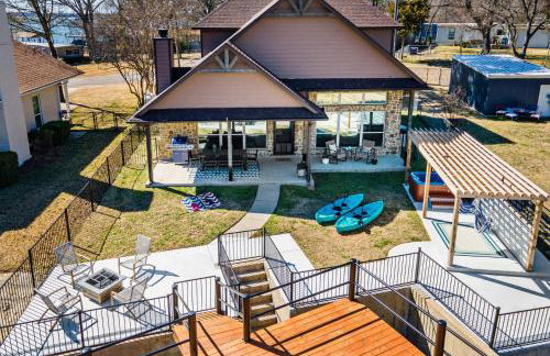 Luxury Lakefront Getaway - Foto 27