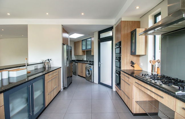 Bayhill Terrace 17 by CTHA - Photo 14