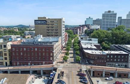 Historic Loft Retreat N Downtown Knoxville - Foto 26