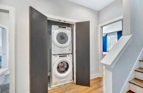 Rooftop Deck & Shuffleboard BBQ Near Downtown - Foto 34