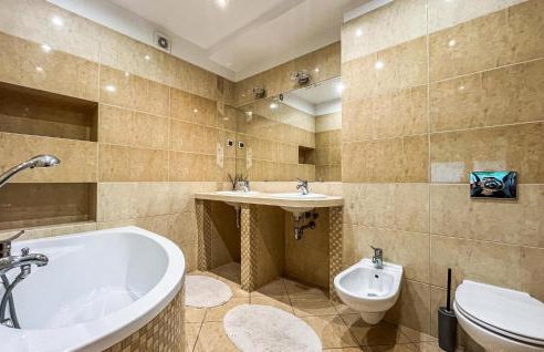 Five Bedroom Cozy Home In Jerzykowo - Foto 25