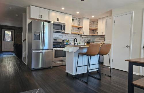 Cozy & Modern 3-Bed Retreat - 8 Mins to Bridge St - Foto 1