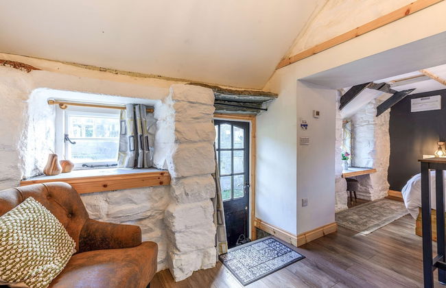 Host Stay The Hideaway - Photo 6