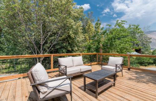 Bear Lodge with private Pool, Hottub, and Sauna! - Photo 34