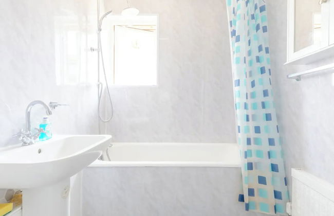 Lovely 4 Bed House w Garden, 1 Stop to Waterloo - Foto 35