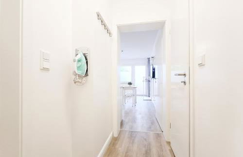 Tolstov Apartments - Studio Apartment with Balcony - 25 Min Messe DUS - Photo 13