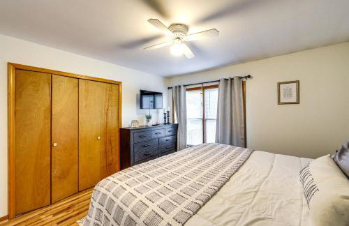 Walk to Owasco Lake Auburn Home with Hot Tub - Foto 11