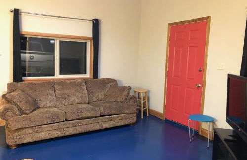 Nugget Place-Includes three separate two bedroom units near Mendenhall Glacier-DISCOUNTS ON TOURS! - Foto 7