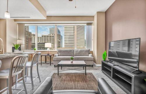 Luxury High-Rise Condo in Amazing Location | Gym - Photo 6