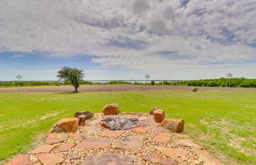 Modern Lakehouse with Stunning Views and Hot Tub! - Foto 39