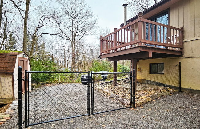 Pond Place by Avantstay Game Room, Deck, Fire Pit - Photo 27