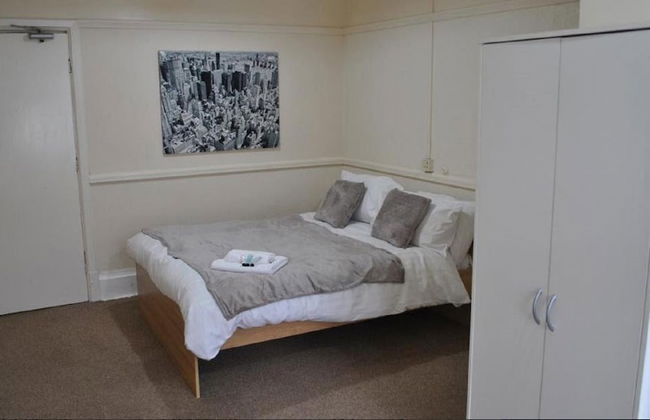 Abbey Lodge Self Catering Accommodation - Photo 6