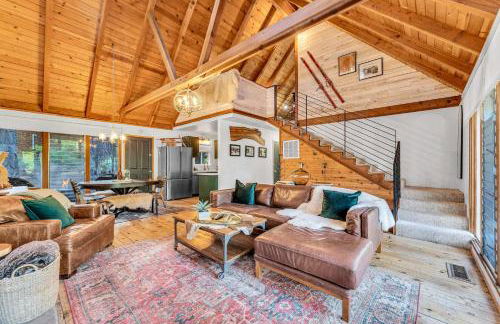 The Rigi Chalet HOA Beach Access Close to town - Foto 1