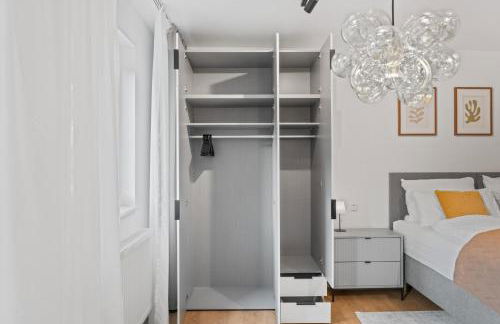 1-2 Personen - Fahrradgarage - Küche - Zentrum - WLAN - Klima - Foto 25