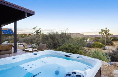 Jackalope Junction-Pool, Hot Tub, Fire Pit, BBQ & Desert Views! home - Foto 24