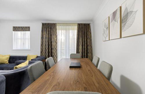 Roomy 3 bedroom house, 2 baths - Photo 33