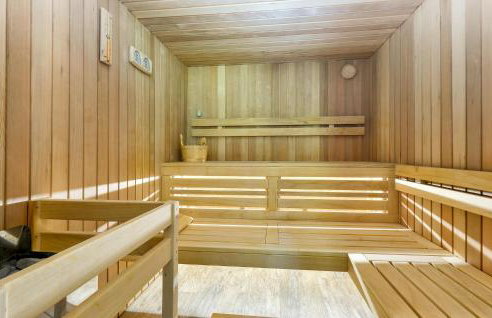 5 Bedroom Awesome Home In Novi Marof - Foto 61