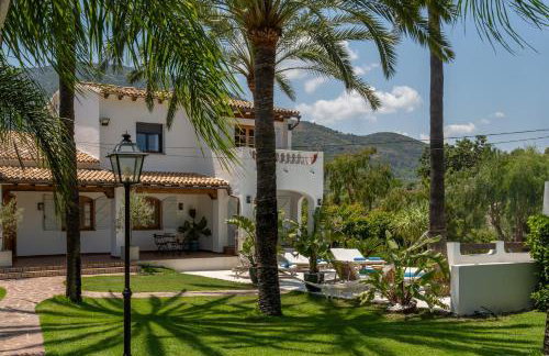 Villa Enri . Piscina BBQ Jacuzzi .Casita opcional - Foto 9