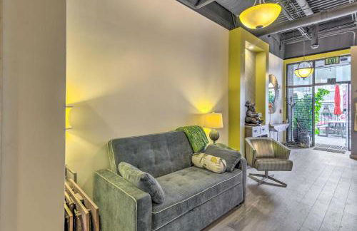 Modern Downtown Apt - Walk to Parks and Cafes! - Photo 5