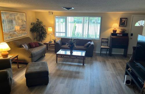 Private Tropical Waterfront Sanctuary w pool, hot tub & an island! Pet Friendly - Foto 14