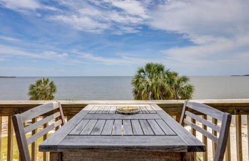Beach and Pool Access at Condo on Cedar Key! - Foto 18