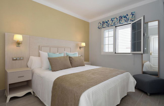 3bed Villa- Pool, Outdoor Dining Terrace, Sea View - Photo 4