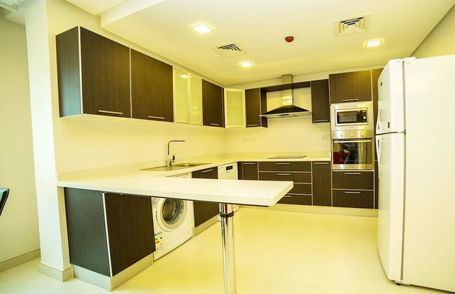 Golden Rose Luxury Suites - Photo 7