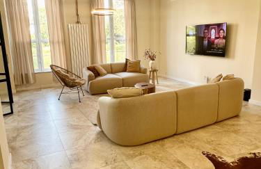 Sanierte 5 Zimmer Luxus Standard Apartment auf 350qm - Foto 4