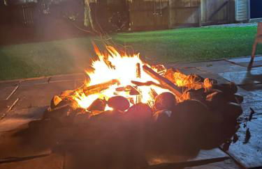 515Escape - Near downtown, private backyard, firepit, bbq, fun! - Foto 4