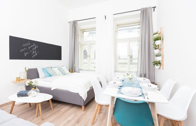 CHILL Apartments - Photo 8