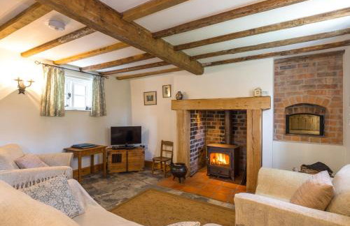 Stone House - Photo 4