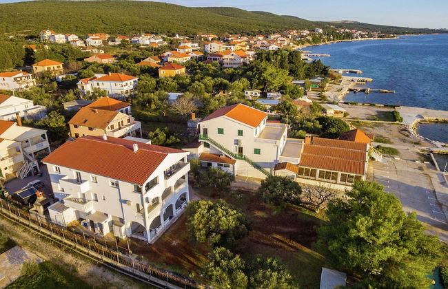 Sea-view Apartment With Garden - Foto 14