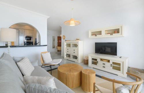 penthouse over the sea - Photo 17