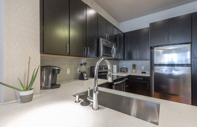 Luxury Med Center Fully Equipped King Sized Bed Condos - Foto 31