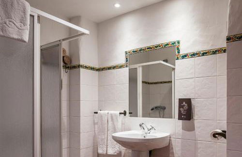 Habitaciones y Apartamentos en el centro La Jábega by Conil Home - Photo 6