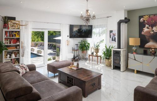 Luxury Villa Andrea Vrzika in forest near the sea with heated pool - Foto 17