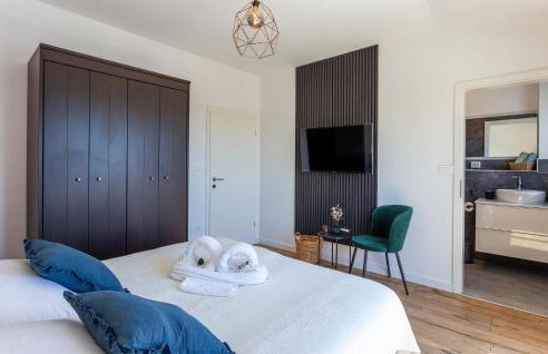 4 Bedroom Cozy Home In Marcana - Foto 29