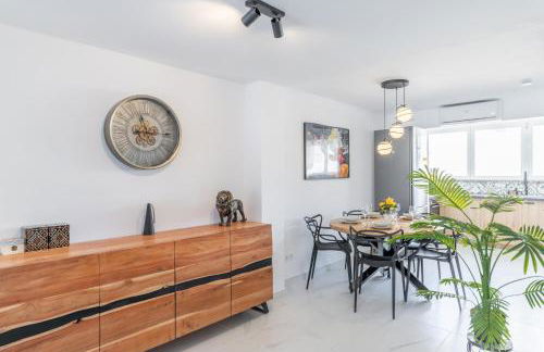 Sol y Sombra - Photo 6