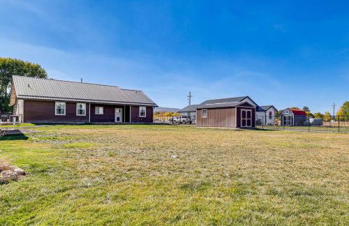 Hike and Ski! Home with Dog-Friendly Yard in Eagar - Foto 26