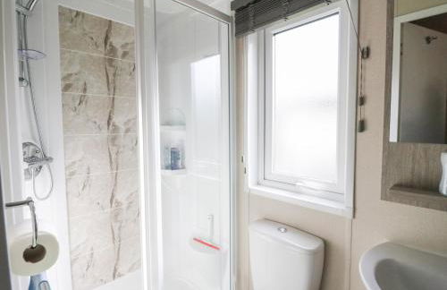 Altair Lodge - Photo 17