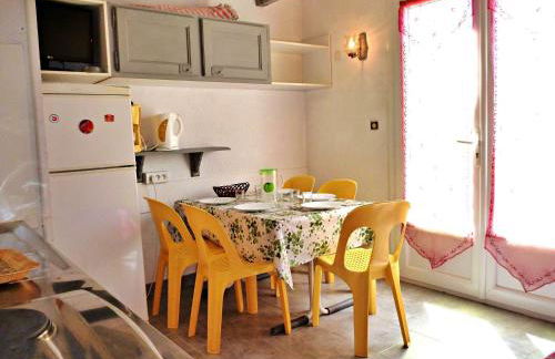 Charmante Maisonnette avec Piscine près de la Plage, Parking, et Animaux Acceptés - FR-1-387-103 - Photo 4