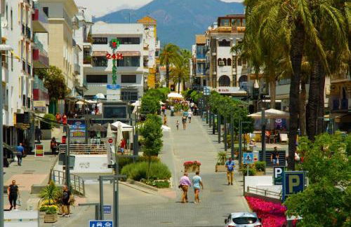 Spacious and centrally located apartment in San Pedro de Alcantara - Photo 35