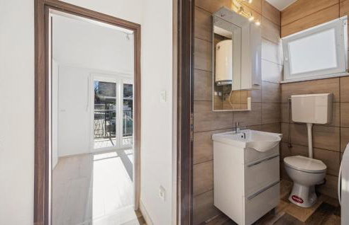 4 Bedroom Stunning Home In Skradin - Foto 22