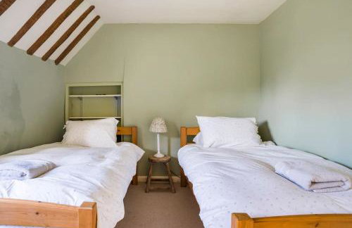 Charming Cottage in Cotswolds Riverside Village - Foto 14