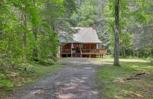 Secluded Cross Creek Cabin with Deck and Fire Pit! - Foto 31